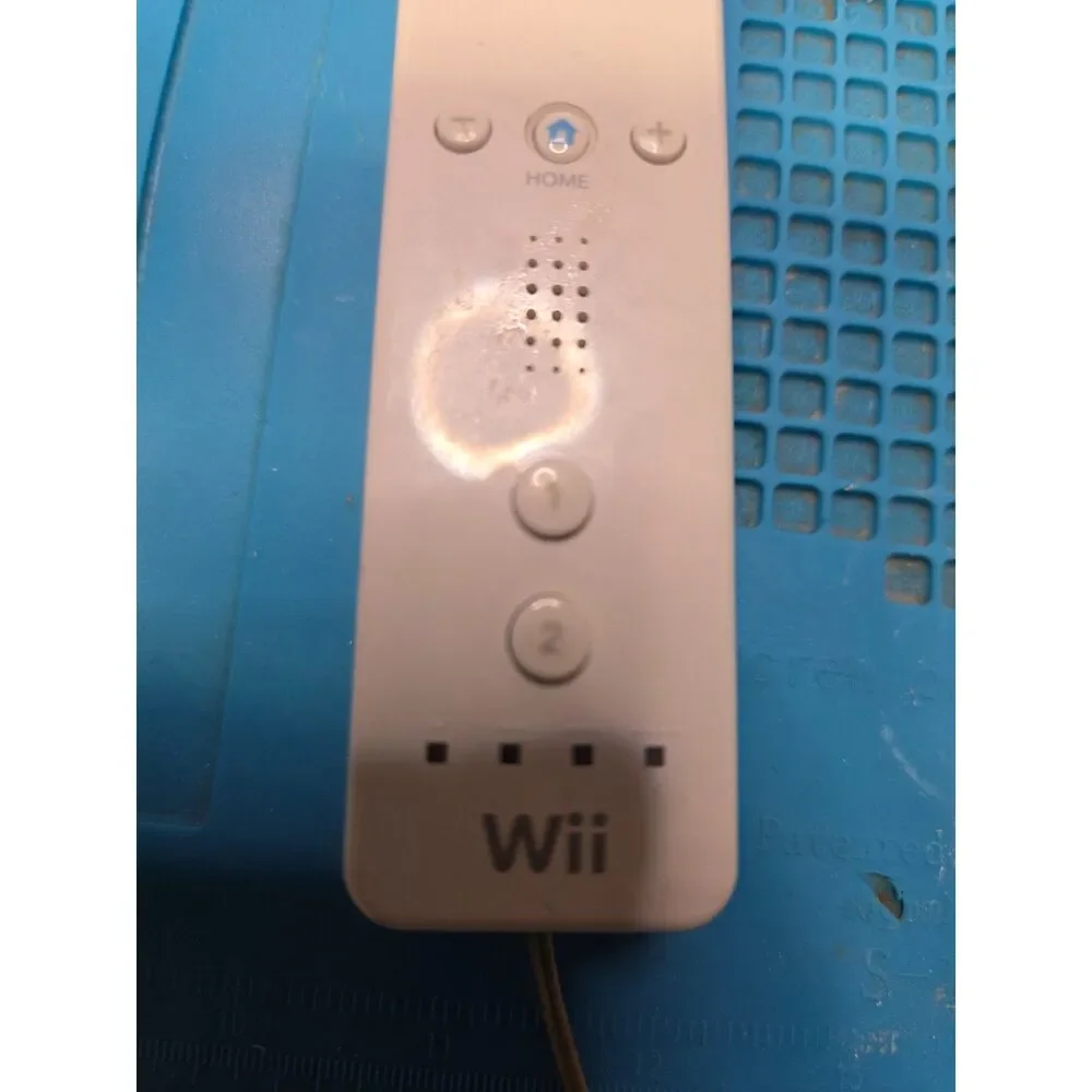 Nintendo Wii Backwards Compatible Console Bundle w/ 2 Controllers & 14 Games
